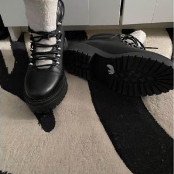 MARC FISHER LTD Shearling lace-up boots - Picture 3 of 5